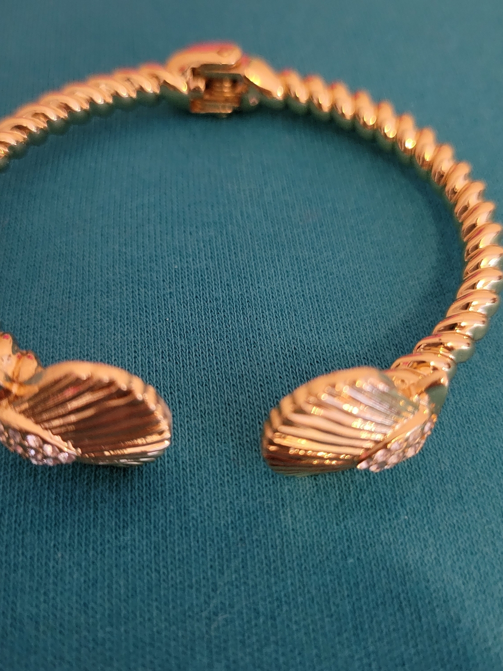 Lilly Pulitzer Gold Seashell Open Cuff Bracelet